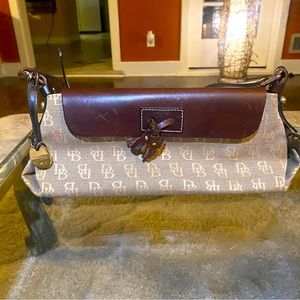 DOONEY&BURKE CLUTCH/SHOULDER BAG
